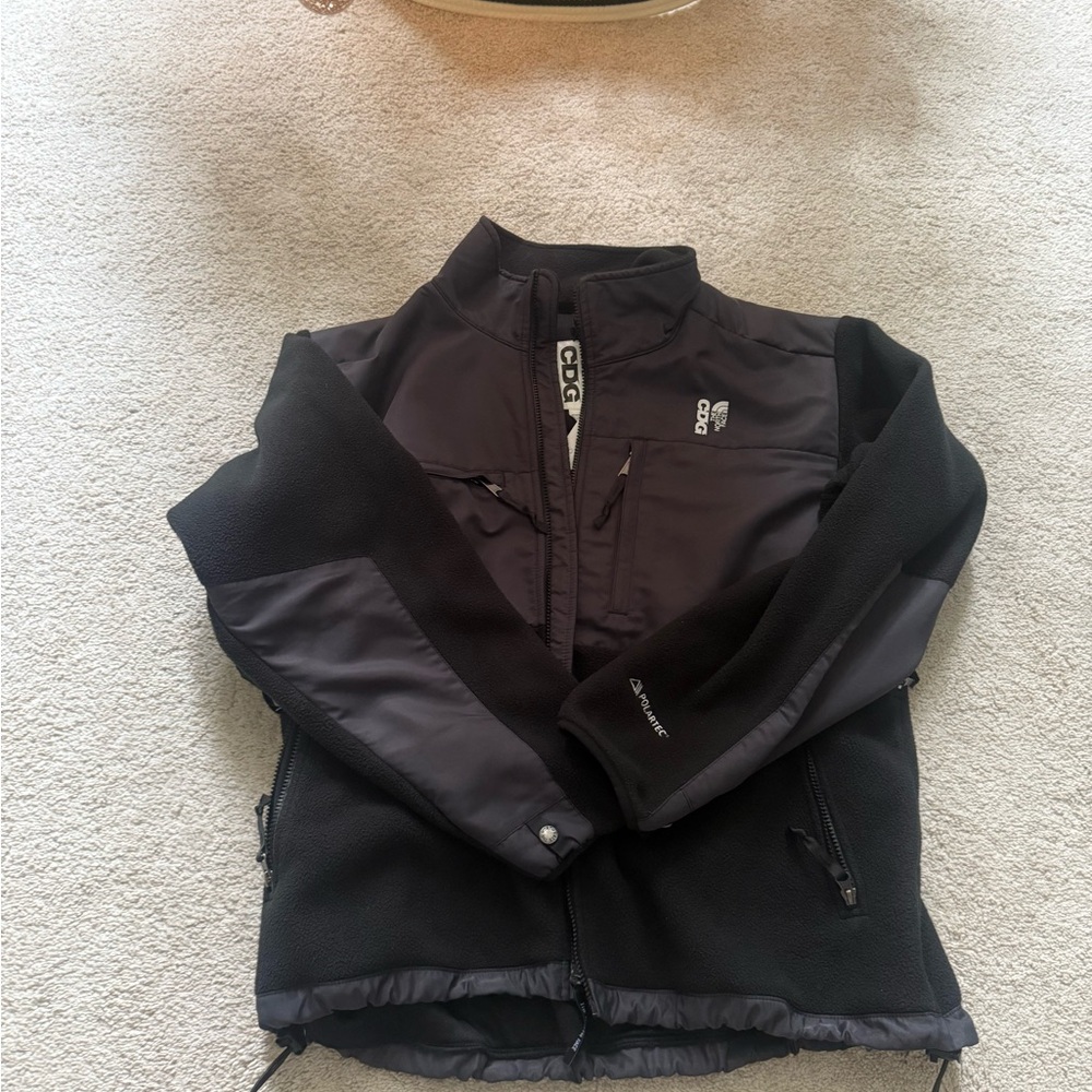 The North Face Men's Black and Dark Gray Performance Jacket